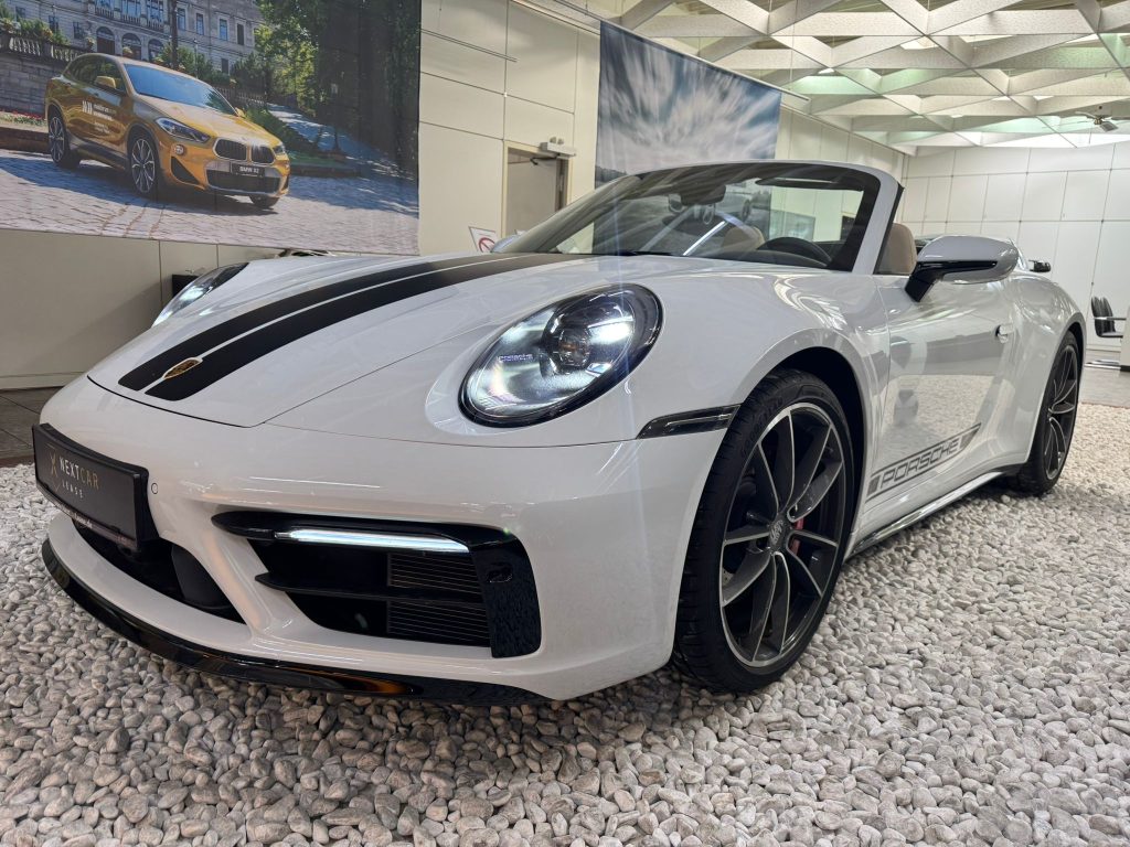 Porsche Carrera 4S Heritage