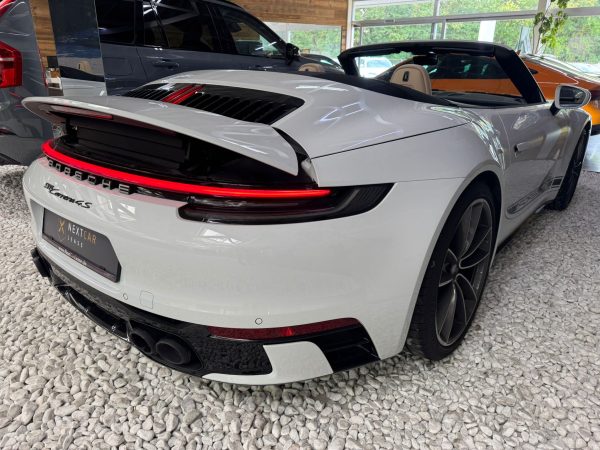 Porsche Carrera 4S Heritage - Image 5