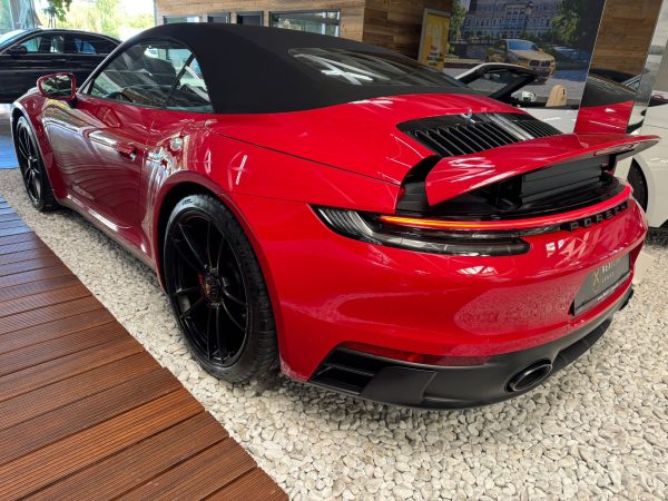 Porsche Carrera 911 GTS - Image 7