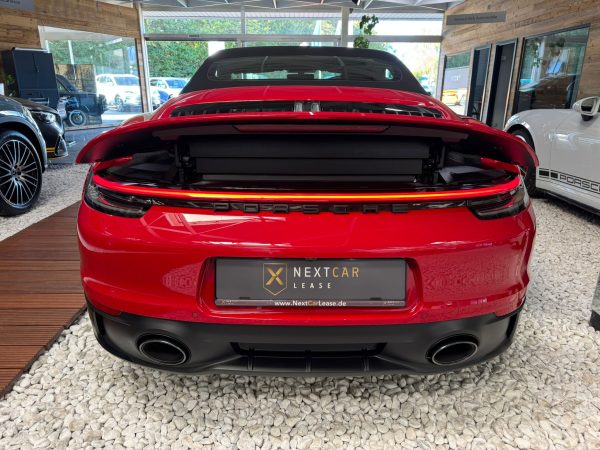 Porsche Carrera 911 GTS - Image 6