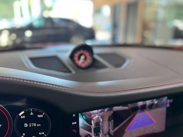 Porsche Carrera 911 GTS - Image 17