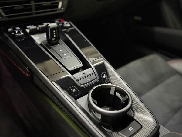 Porsche Carrera 911 GTS - Image 20