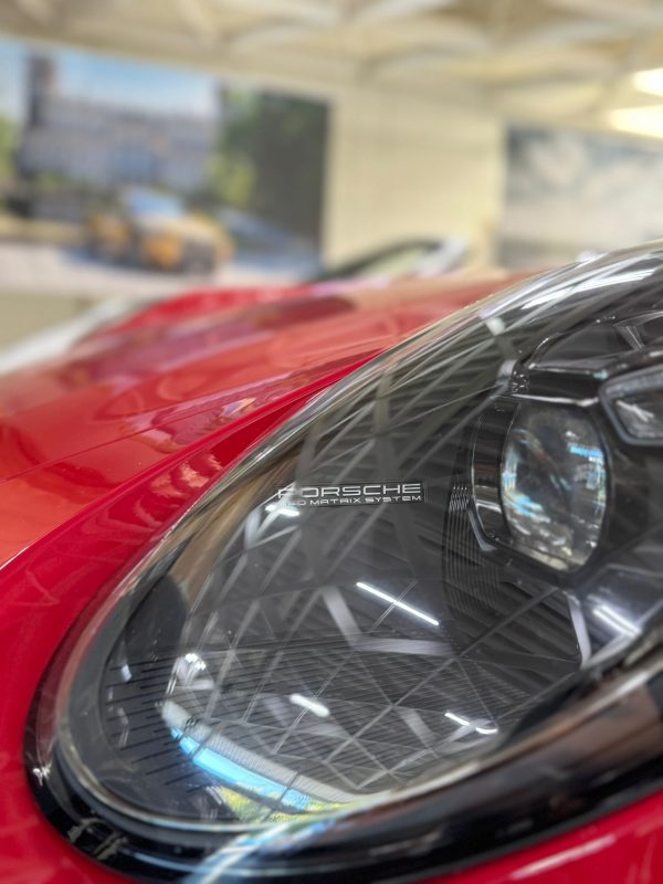 Porsche Carrera 911 GTS - Image 9