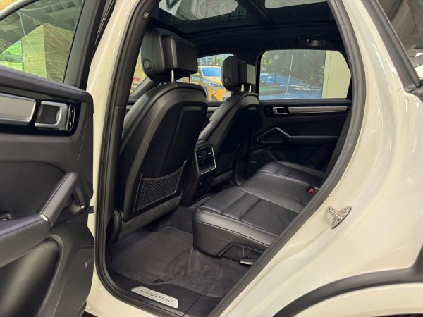 Porsche Cayenne Basis - Image 10
