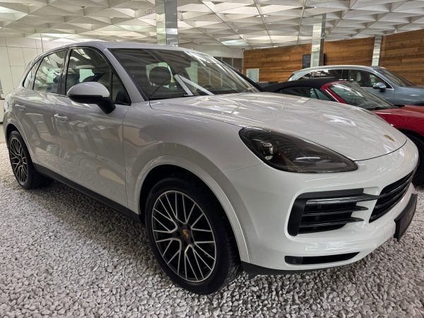 Porsche Cayenne Basis - Image 4