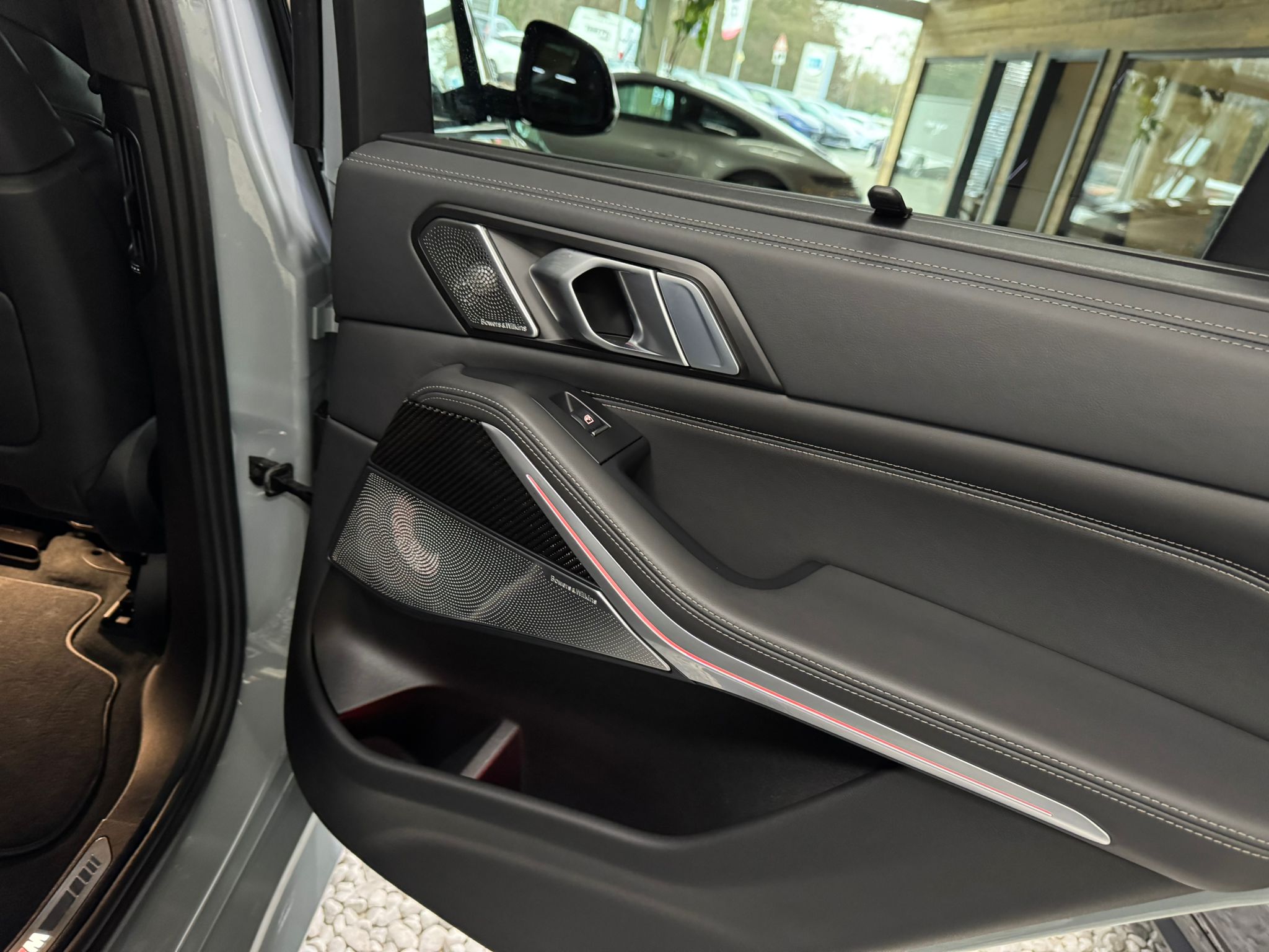 BMW X5 50e xDrive M Sport - Image 14