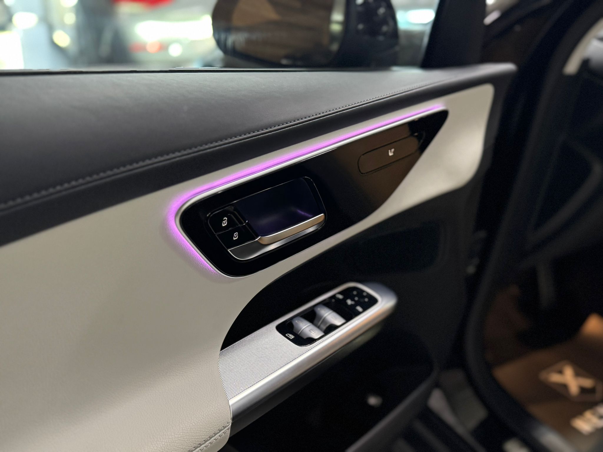 Mercedes Benz GLC 200 AMG Line - Image 16